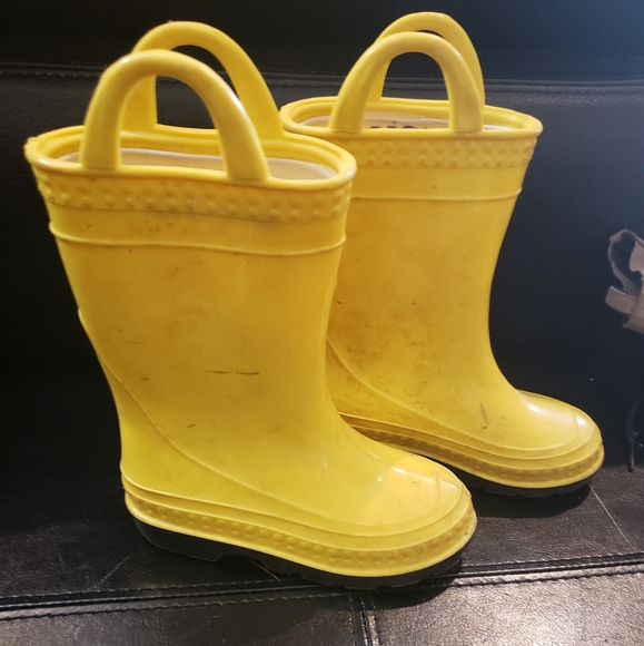Kids Yellow rain boots - Picture 1 of 2